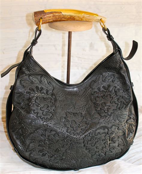 borsa ysl con manico di corno mombasa|Fashion Trend Forecast, la borsa Yves Saint Laurent Mombasa.